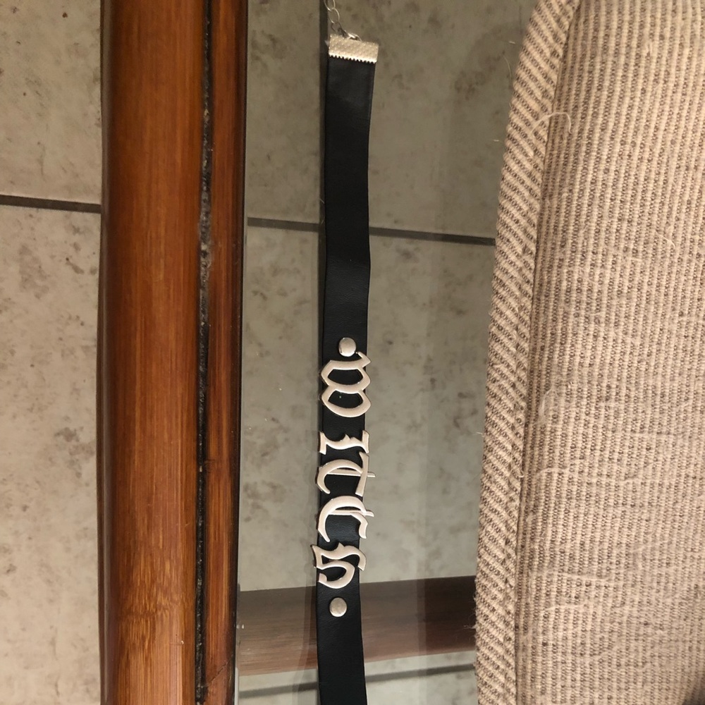 WITCH choker